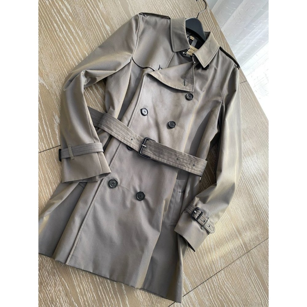 Burberry Grey Kensington Mid-length Trench Coat